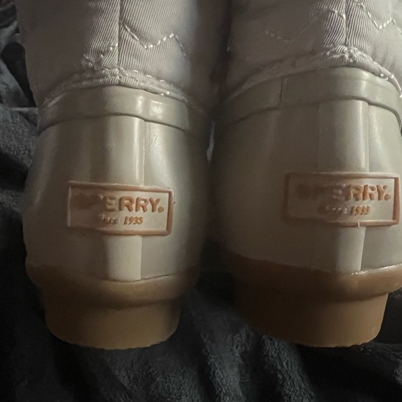 Sperry Women’s Saltwater Boots - Picture 5 of 5